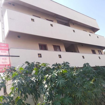 Varun Residency Airport Codissia Stay Coimbatore Buitenkant foto